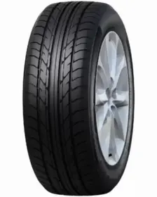 Sunny NA603 235/40 R18 95W